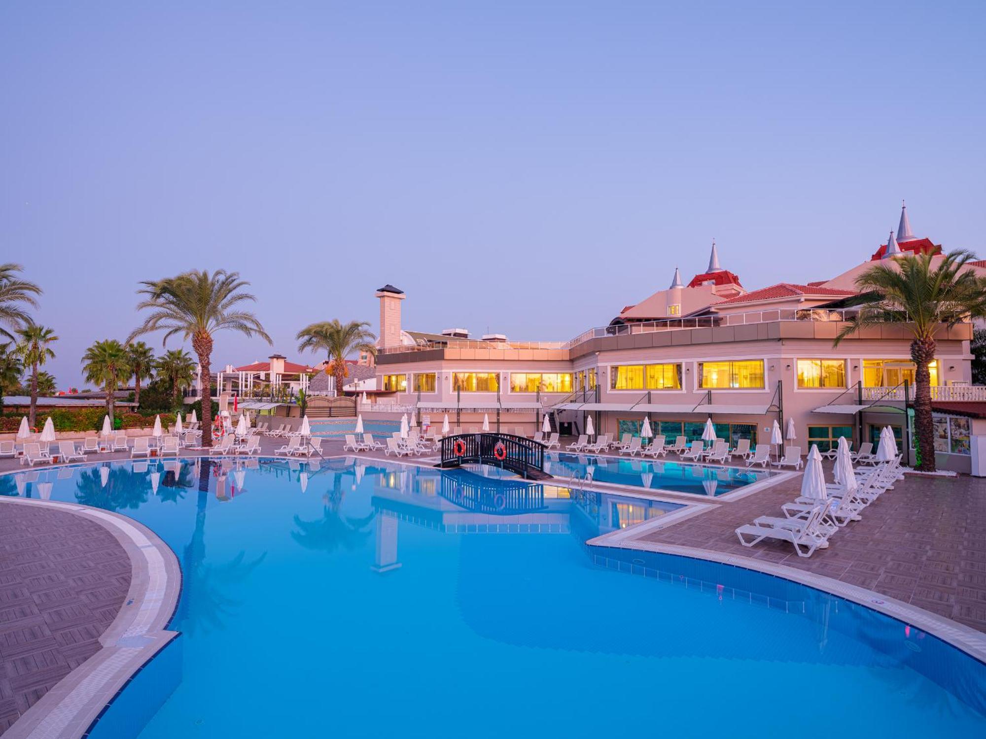 Aydinbey Famous Resort Belek Exterior foto