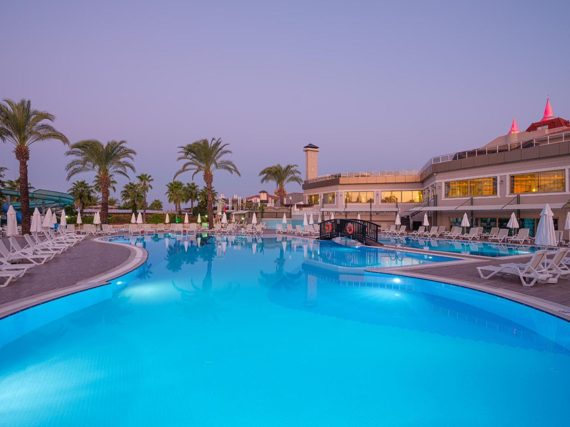 Aydinbey Famous Resort Belek Exterior foto